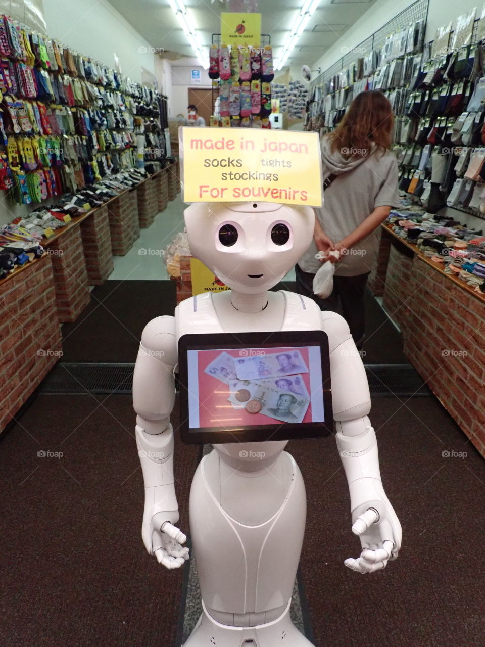Robot at the shop