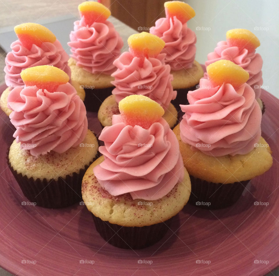 Pink Lemonade Cupcakes 
