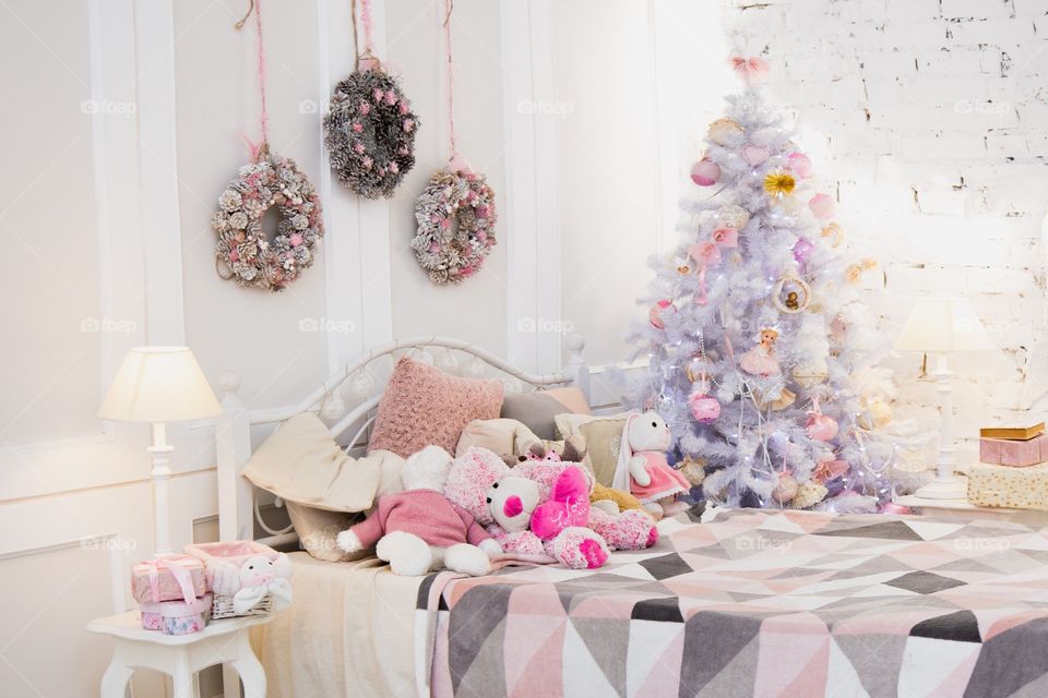 Christmas baby room 