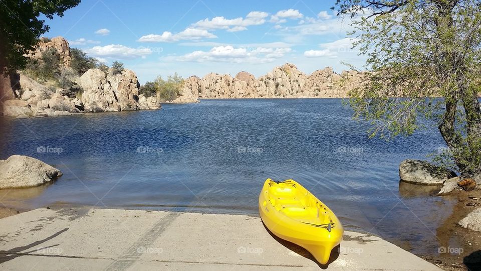 the lonely kayak 