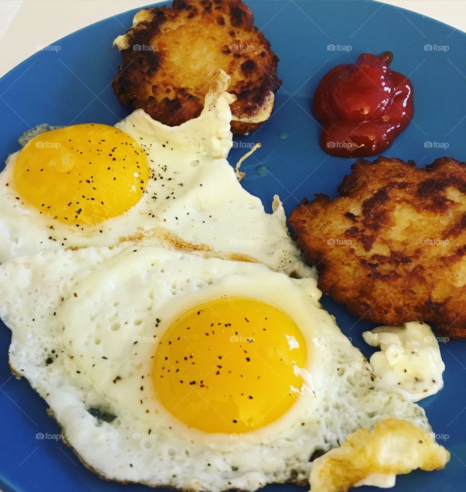 Eggs & latkes
