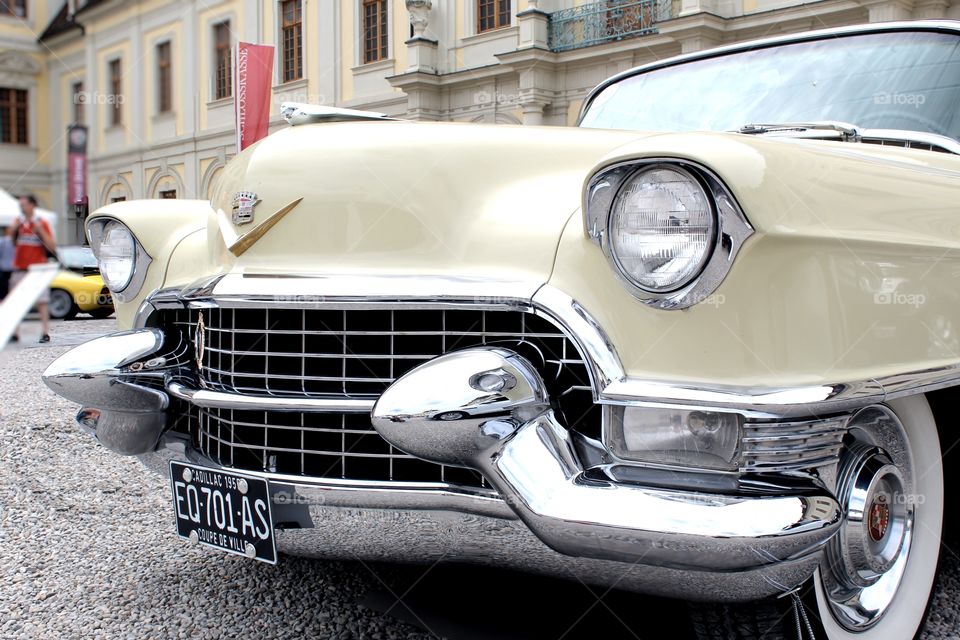 Retro Cars Classic USA Cadillac