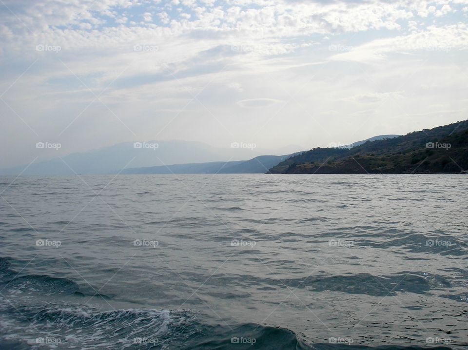 Sea and mountains 