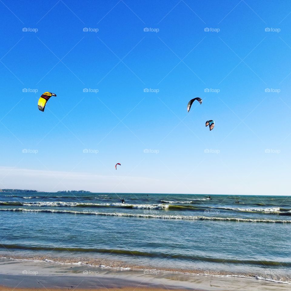 Kitesurfing on the Lake