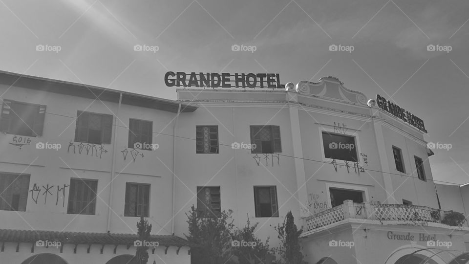 Grand Hotel Ibirá  black and white