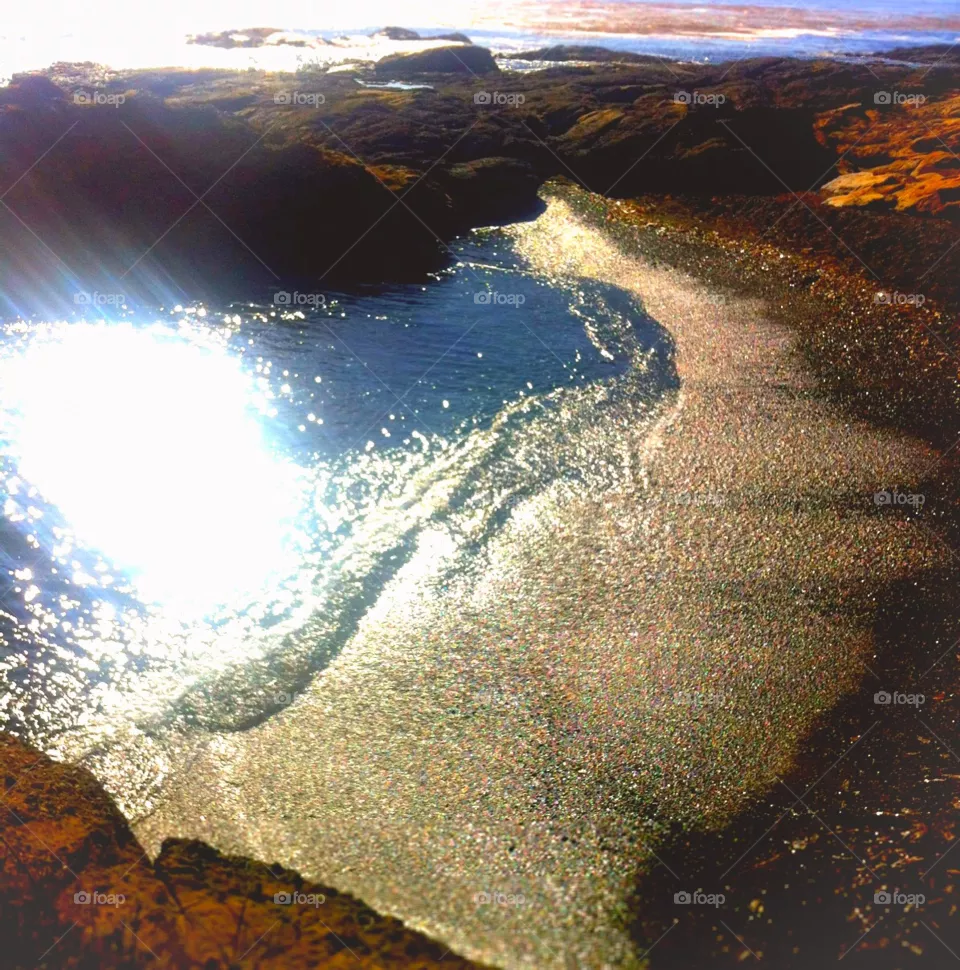 Glow shore