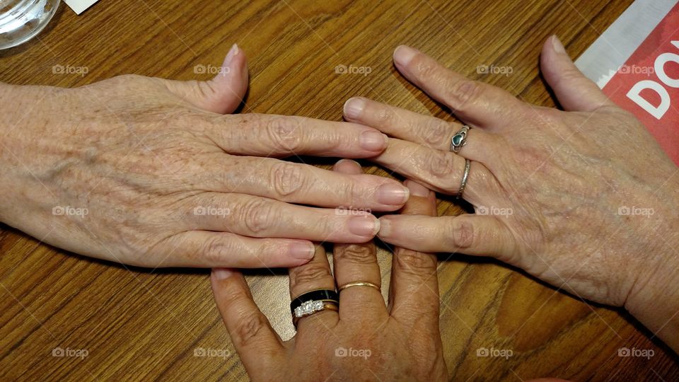 We 3 have been best friends for 30 years and counting