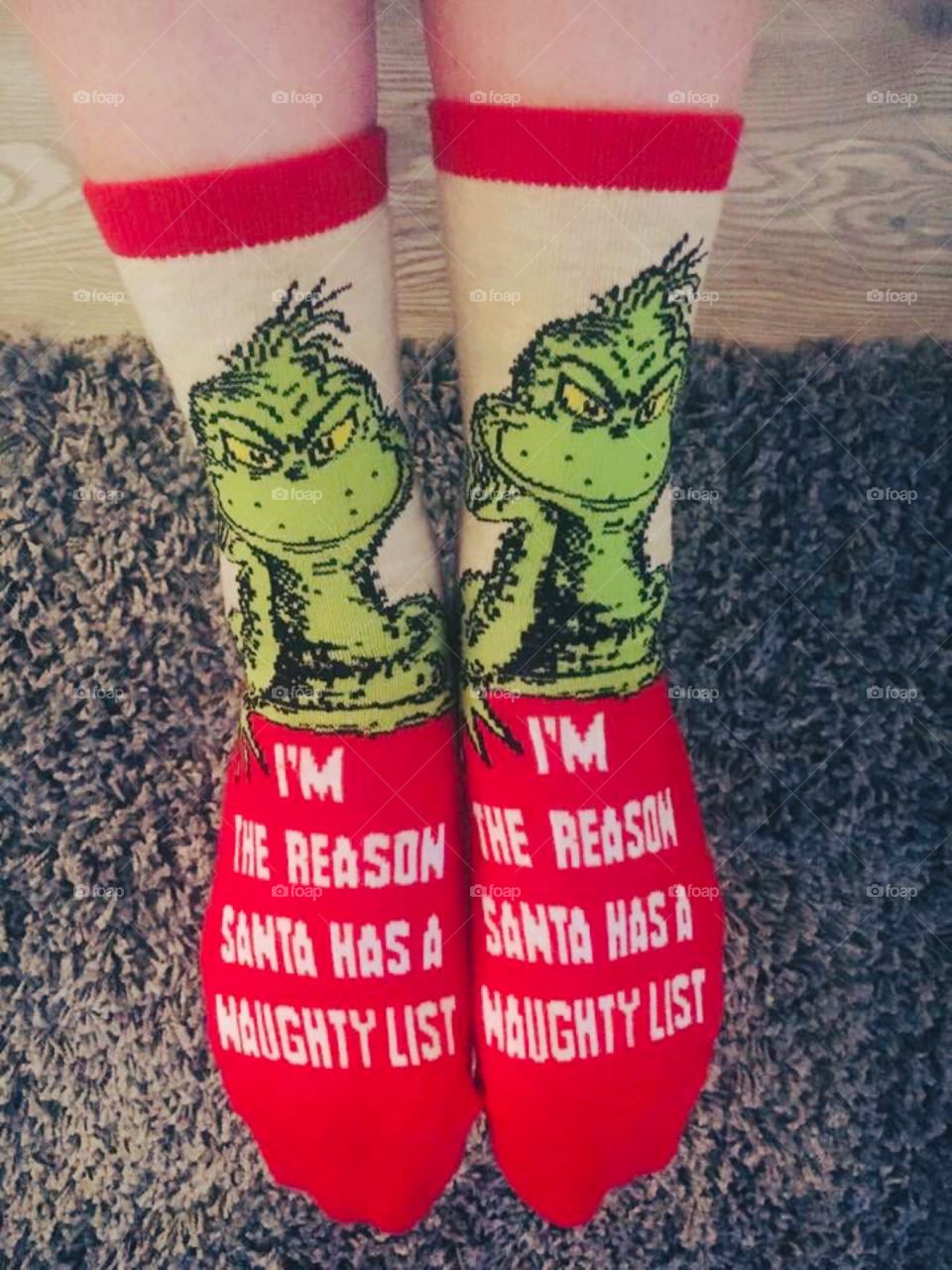 Women’s Grinch Christmas socks 