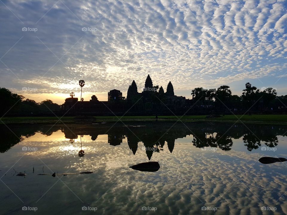 sunrise angkor wat