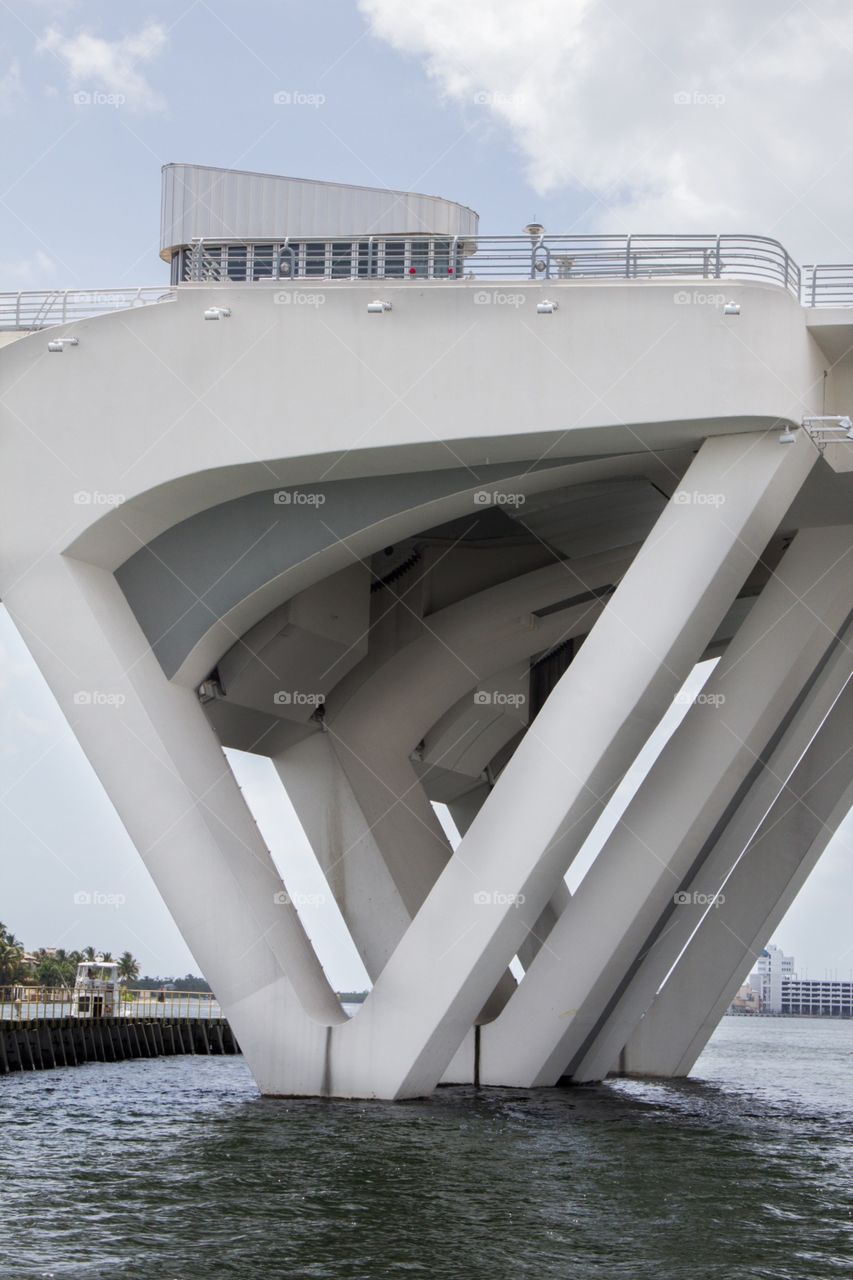 Bridge closeup