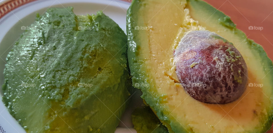 eat healthy - avocado 🥑