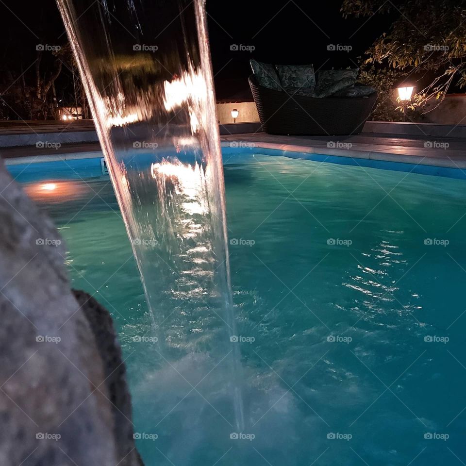 cascata transparente