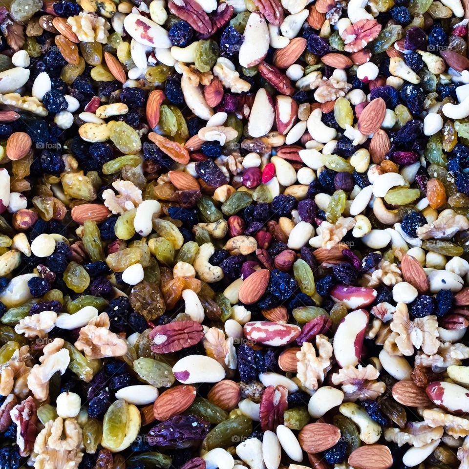 Mixture  Nuts Raisins 