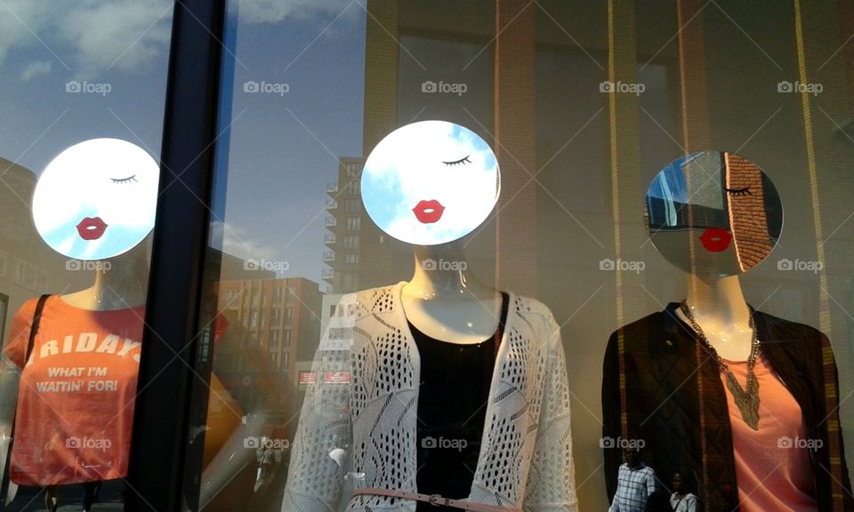 Look a Luke shopping Queens