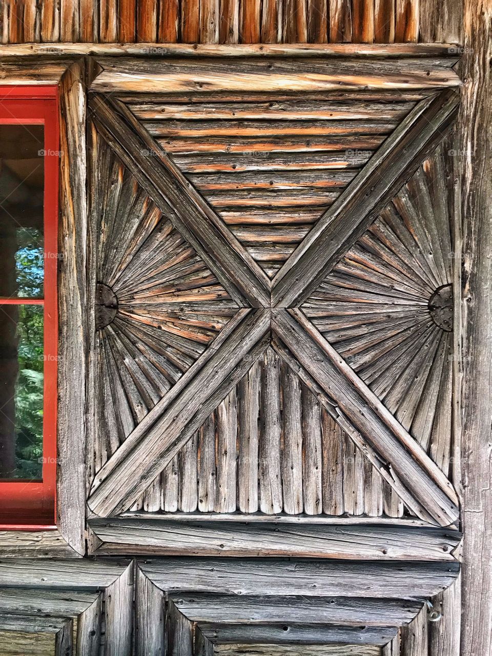 Log cabin trim