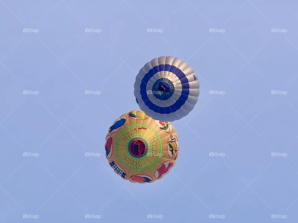 raise your eyes to the sky