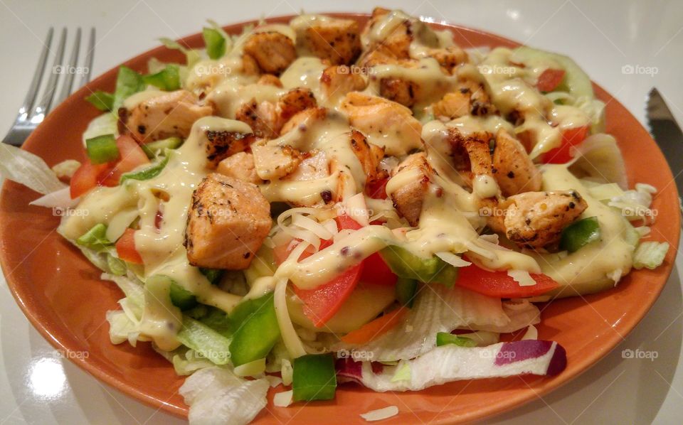 Salad - lettuce with salmon 