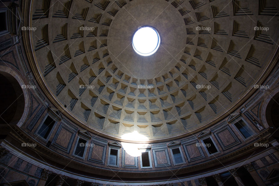 Pantheon . Light shines into the Pantheon in Rome, Itay