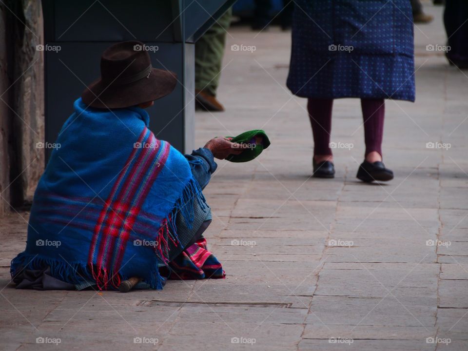 Bagger in a Cusco street in Peru