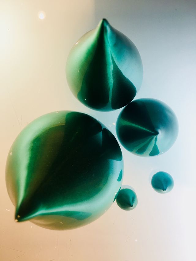 Sculpture drops art