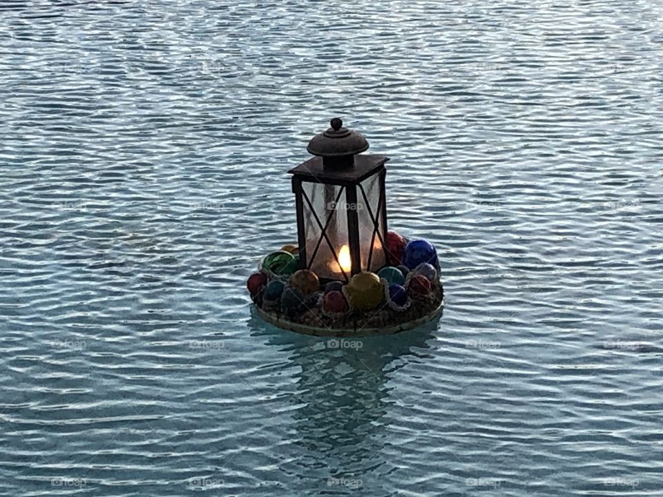 Floating lantern