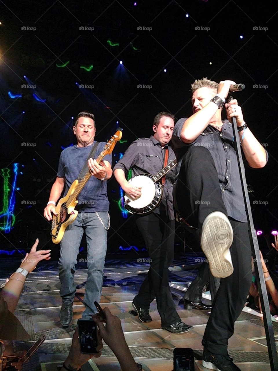 Rascal Flatts up close 