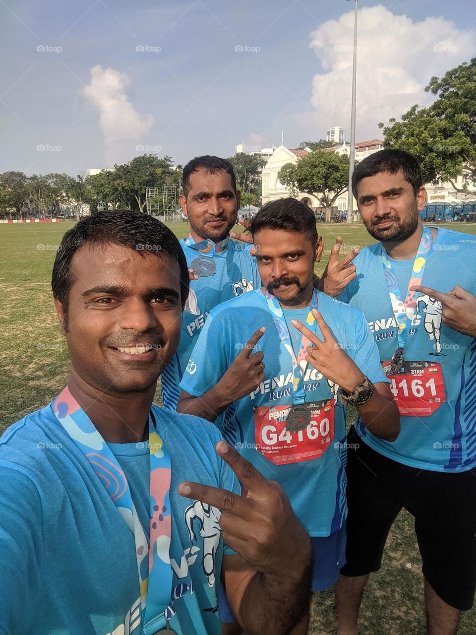 completed 21km half marathon with my team and successfully  grabbed medal