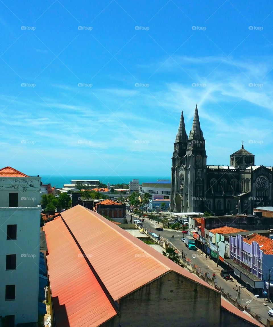 Catedral de Fortaleza CE vista do edifício General Tiburcio/ Foto Tratada
