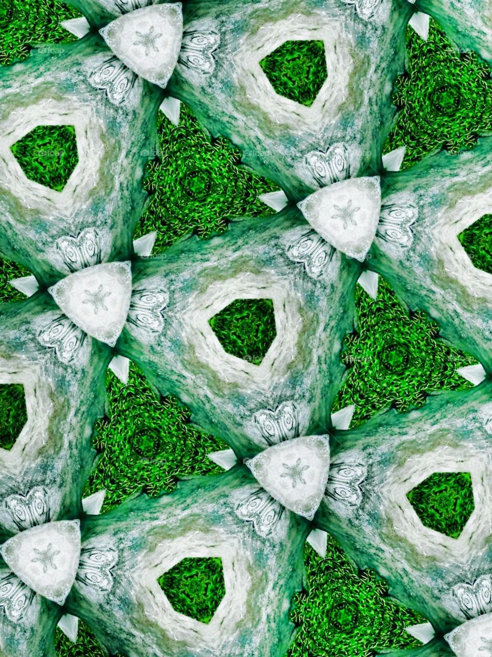 I’m so amazed how a simple photo transformed into this design, so I enjoyed doing this