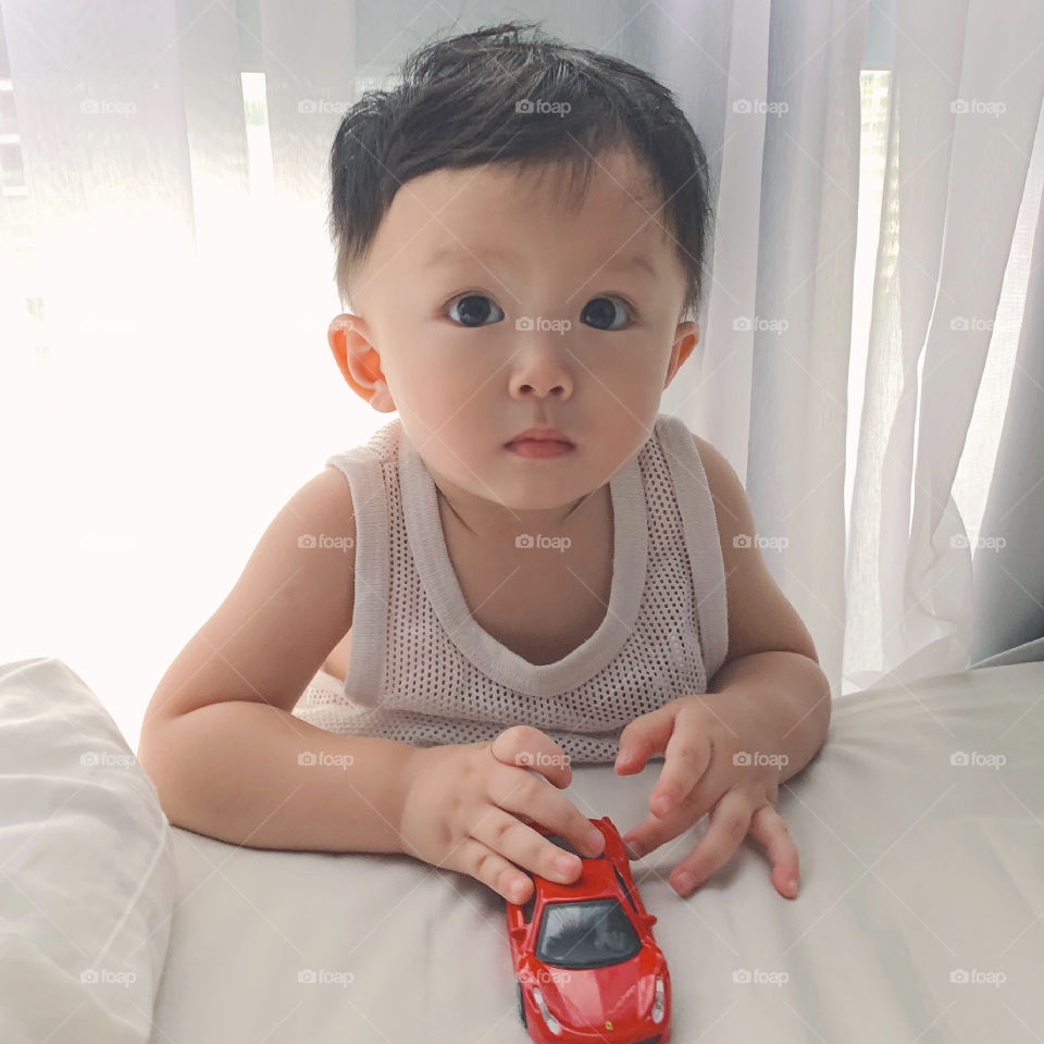 The real side of parenthood is to wake up seeing this face 