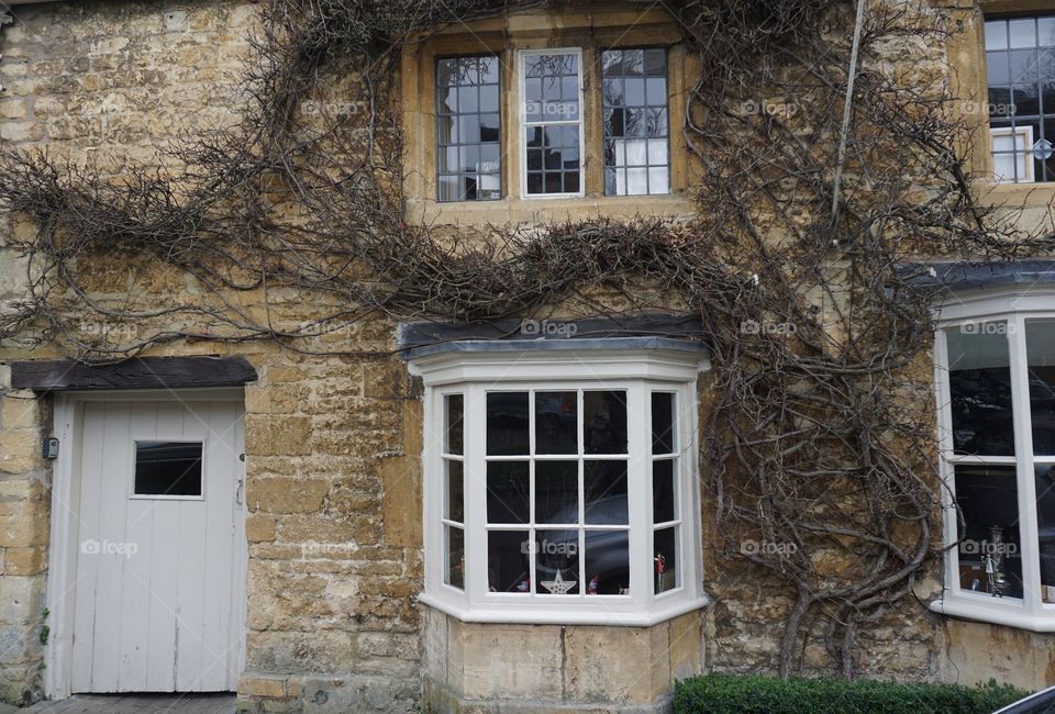 English Country Cottage ... built in  traditional Cotswold stone 