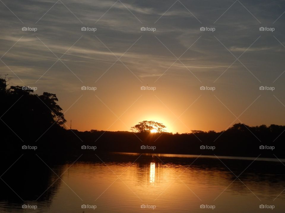 sunset on the lake 😍📸