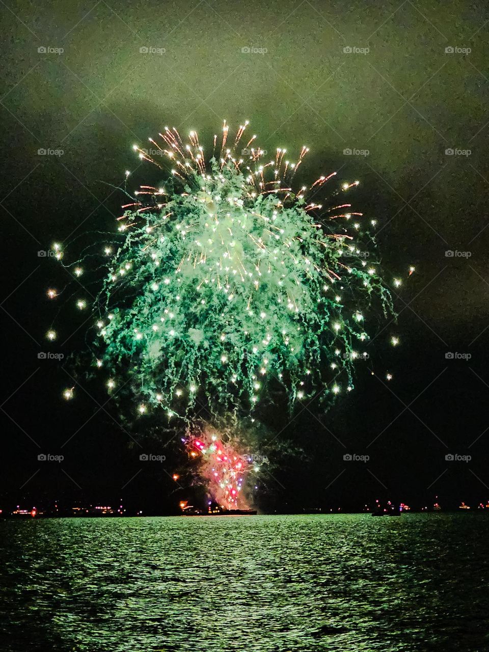 fourth of July fireworks viewed from the Marina Green in San Francisco 2023 on the  San Francisco Bay