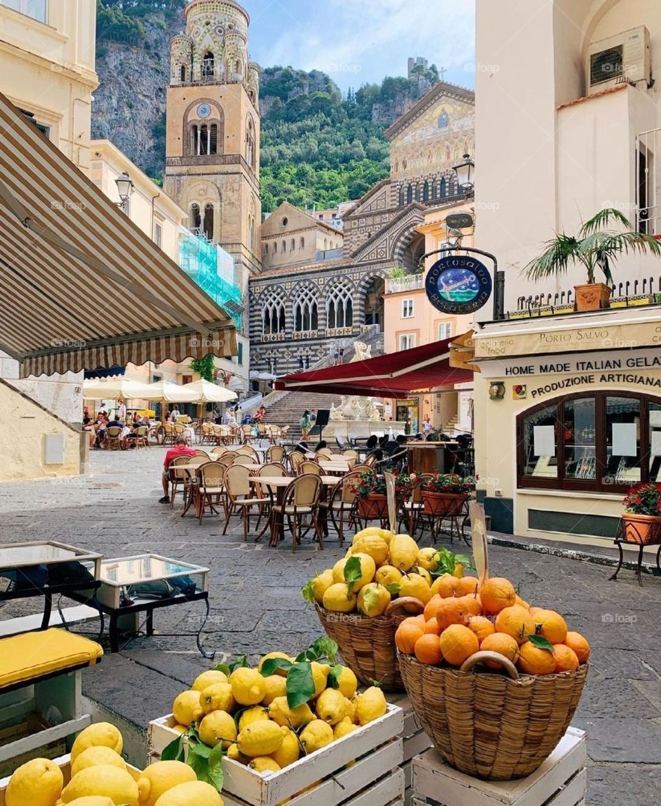 Vegetable and fruit market