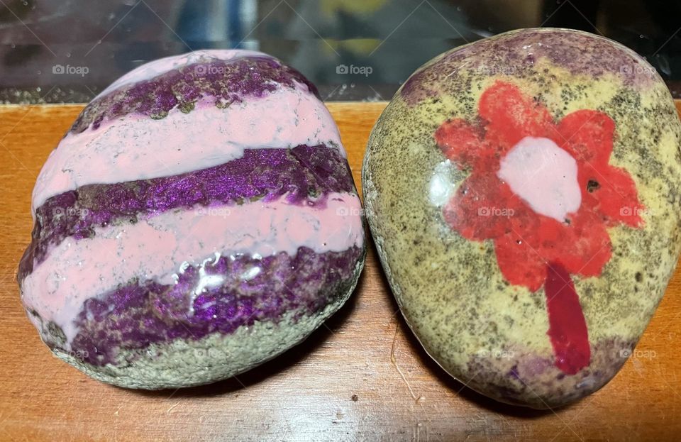 Creative handmade rock coloring