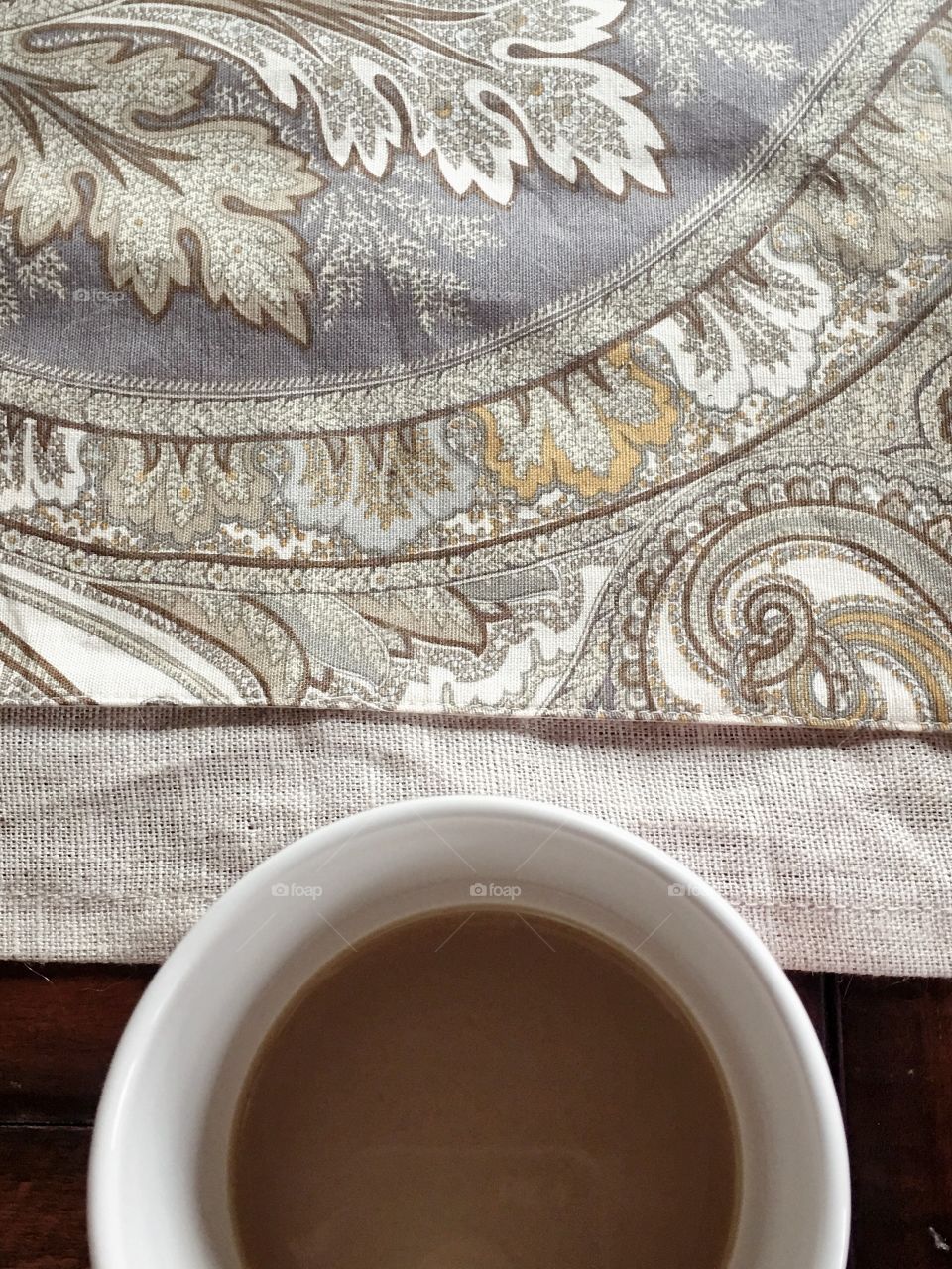 Coffee and linen 