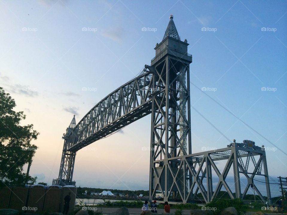 Train bridge 