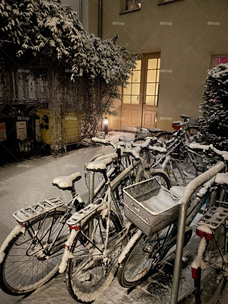 Bicycles in snow 