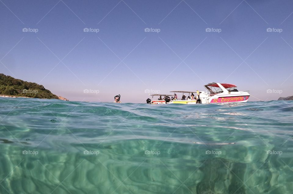 Sattahip,Chon Buri/Thailand-November 24 2019:Diving trip at beautiful under world , Samae San island