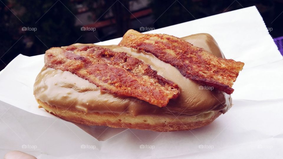 bacon donut