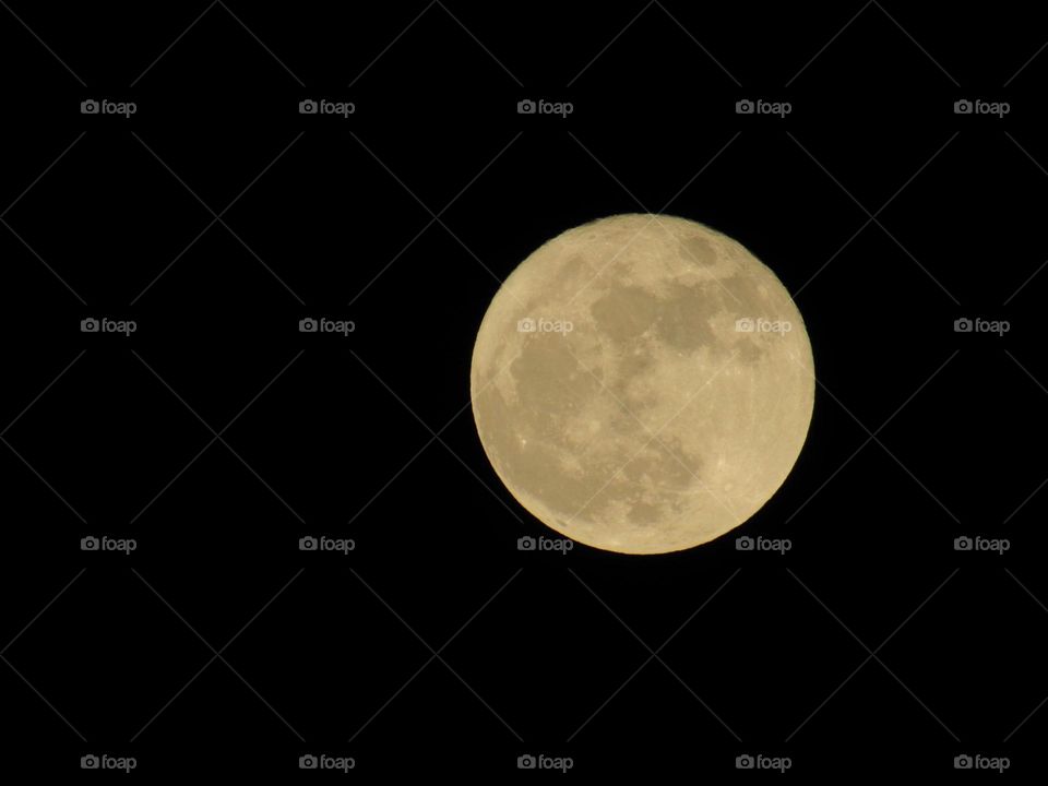 11/14/16 beautiful site of the full moon close up