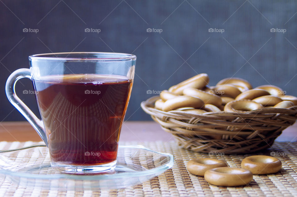 Fresh tea cup with healthy snacks