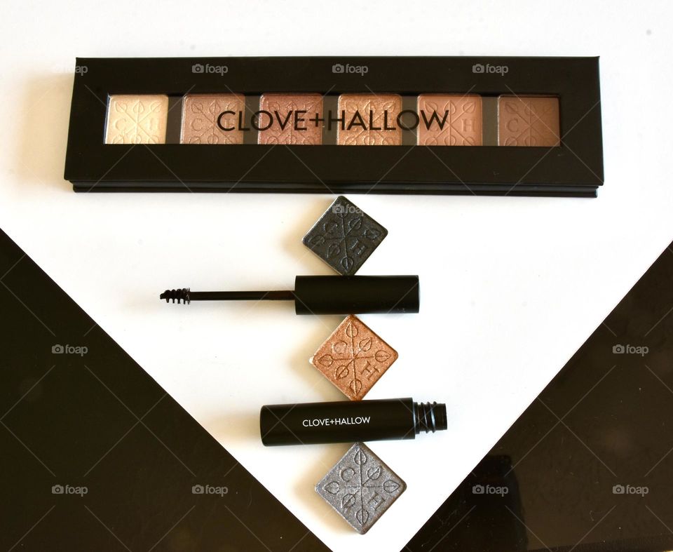 Cove Hallow eye shadow flat lay 