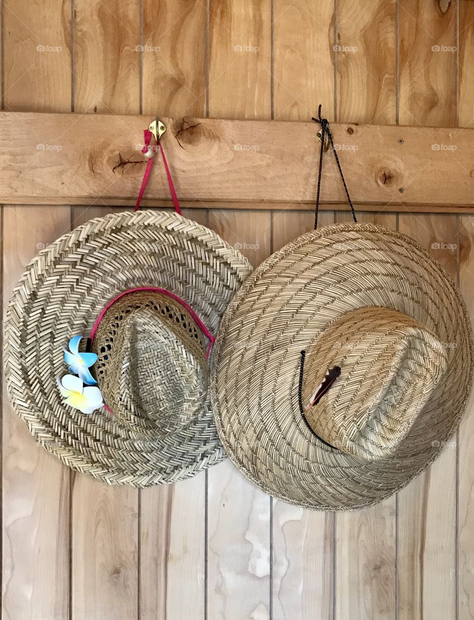Straw hiking hats