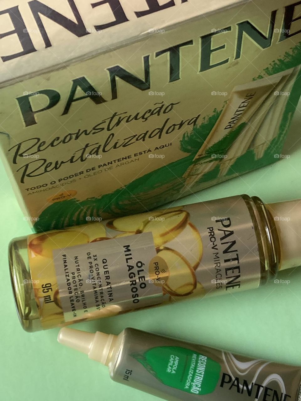 Produtos para cabelo da Pantene. Muda embalagem mas a qualidade se mantém.