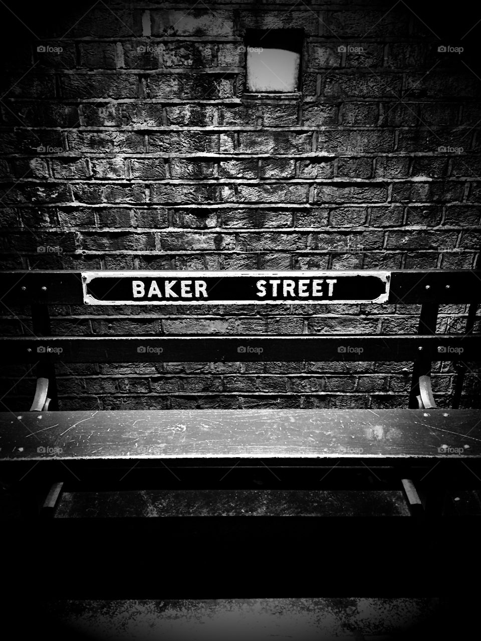 Baker Street Bench