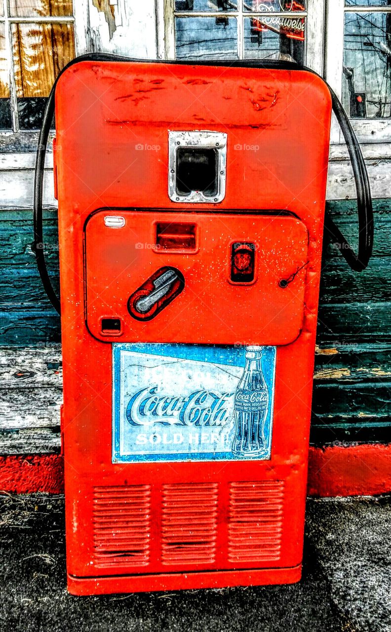 Retro Coke Machine