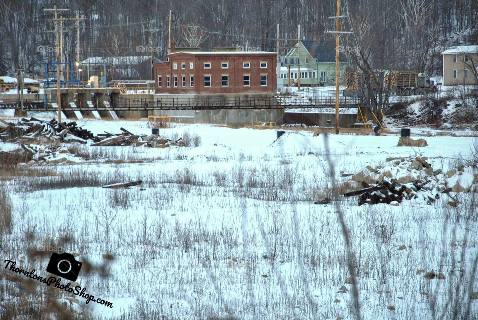 local dam that manages flood gates.
1 of 3 in my town.
there was a 4th, but a flood breached that in 1982.
Nikon D3500