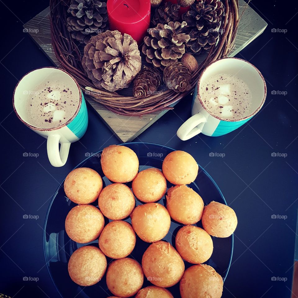 Christmas morning with hot chocolate and colombian cheese balls