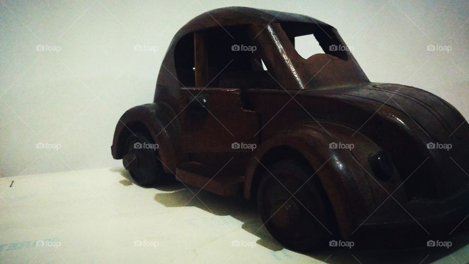 car from wood carving